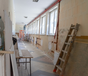 Trwa modernizacja budynku Zespołu Szkolno-Przedszkolnego w Stróżach 