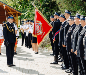 Poświęcenie samochodu dla OSP Wawrzka