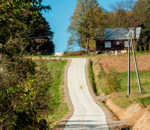 Modernizacja dróg dojazdowych do gruntów rolnych w m. Wawrzka, Binczarowa, Krużlowa Wyżna