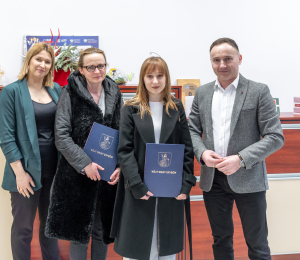 Stypendia dla najzdolniejszych studentów z Gminy Grybów