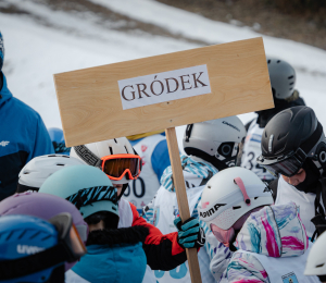 Relacja z zawodów  w narciarstwie alpejskim  o „Puchar Wójta Gminy Grybów”