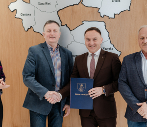 Blisko 900 tysięcy złotych na nowe nawierzchnie! Ruszają kolejne remonty dróg gminnych