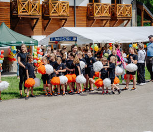 Gminny Dzień Dziecka 2025 – radość, uśmiech i wspólna zabawa w Ptaszkowej!