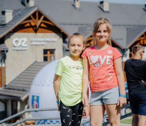 Gminny Dzień Dziecka 2025 – radość, uśmiech i wspólna zabawa w Ptaszkowej!