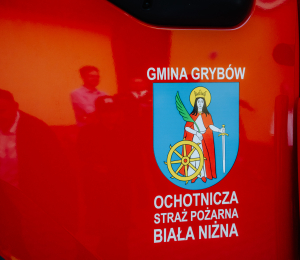 Nowy wóz ratowniczo-gaśniczy dla OSP Biała Niżna w ramach projektu „Bezpieczna Małopolska – Bon na ratowanie – Straż Pożarna”