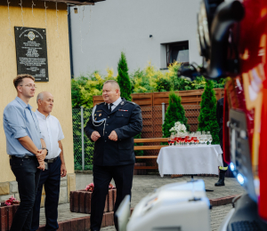 Nowy wóz ratowniczo-gaśniczy dla OSP Biała Niżna w ramach projektu „Bezpieczna Małopolska – Bon na ratowanie – Straż Pożarna”