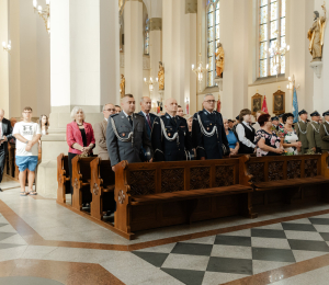 Uroczyste obchody Święta Wojska Polskiego w Grybowie