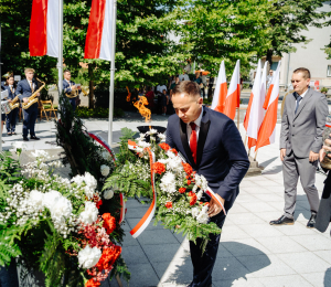 Uroczyste obchody Święta Wojska Polskiego w Grybowie