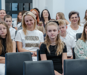 Najzdolniejsi uczniowie otrzymali stypendia Wójta Gminy Grybów