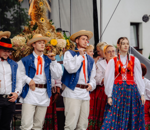 Dożynki Gminne w Kąclowej – święto plonów, które połączyło pokolenia