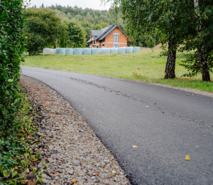 Ponad 2,5 kilometra dróg z nową nawierzchnią w Wyskitnej, Polnej i Ptaszkowej 