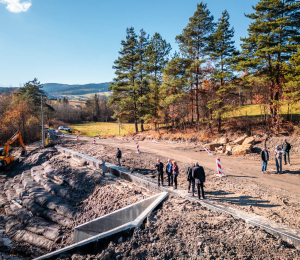 Samorządowcy z wizytą na inwestycjach w Gminie Grybów