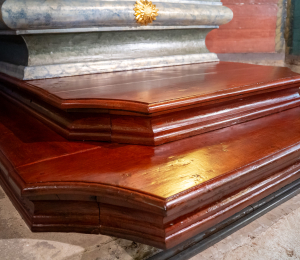 Zakończono prace konserwatorskie przy ołtarzu głównym w Kościele p.w. Wszystkich Świętych w Ptaszkowej