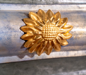 Zakończono prace konserwatorskie przy ołtarzu głównym w Kościele p.w. Wszystkich Świętych w Ptaszkowej