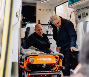 Do podstacji Sądeckiego Pogotowia Ratunkowego w Grybowie trafił nowoczesny ambulans.