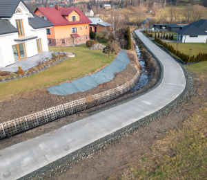 6 nowych odcinków dróg betonowych w Gminie Grybów