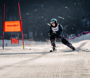 Ponad 220 zawodników i sportowe emocje – VII Gminne Zawody Narciarskie w Cieniawie