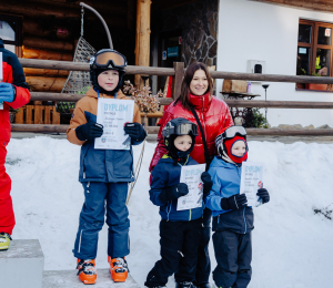 Ponad 220 zawodników i sportowe emocje – VII Gminne Zawody Narciarskie w Cieniawie