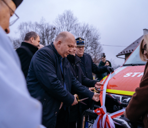 Nowy samochód ratowniczo-gaśniczy dla OSP Krużlowa Wyżna