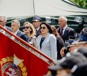 Uroczystość poświęcenia i przekazania nowych samochodów dla OSP Biała Niżna
