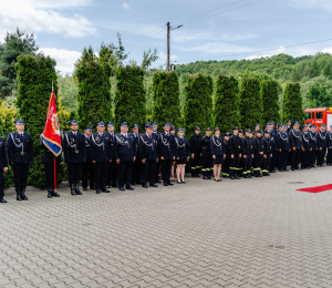Uroczystość poświęcenia i przekazania nowych samochodów dla OSP Biała Niżna