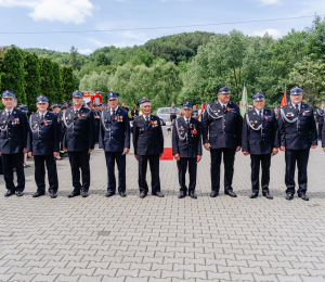 Uroczystość poświęcenia i przekazania nowych samochodów dla OSP Biała Niżna