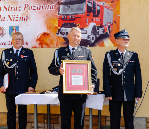Uroczystość poświęcenia i przekazania nowych samochodów dla OSP Biała Niżna