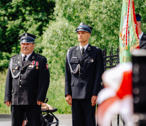 Uroczystość poświęcenia i przekazania nowych samochodów dla OSP Biała Niżna