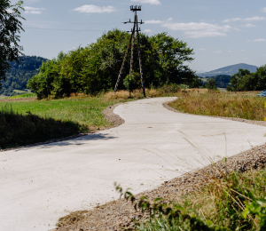 2 kilometry nowych dróg betonowych w Gminie Grybów