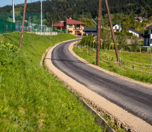 3,5 km nowych nawierzchni bitumicznych w Gminie Grybów