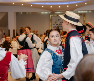 10 lat Dziecięco-Młodzieżowego Zespołu Regionalnego „Pogórzańskie Dzieci” z Kąclowej