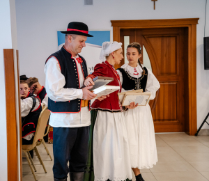 10 lat Dziecięco-Młodzieżowego Zespołu Regionalnego „Pogórzańskie Dzieci” z Kąclowej