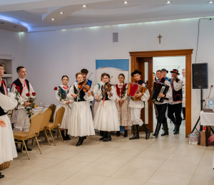10 lat Dziecięco-Młodzieżowego Zespołu Regionalnego „Pogórzańskie Dzieci” z Kąclowej