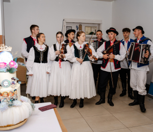 10 lat Dziecięco-Młodzieżowego Zespołu Regionalnego „Pogórzańskie Dzieci” z Kąclowej