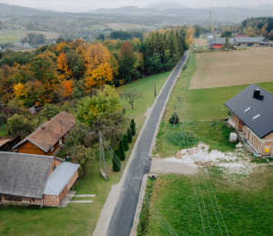 Blisko 640 tys. zł na modernizację dróg w Polnej i Stróżach – prace zakończone