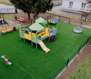 Tak prezentuje się nowy plac zabaw w Polnej